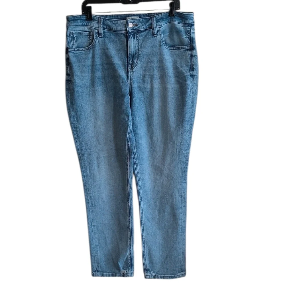 m jeans by Maurices Slim Straight Ankle Jeans Size 16W